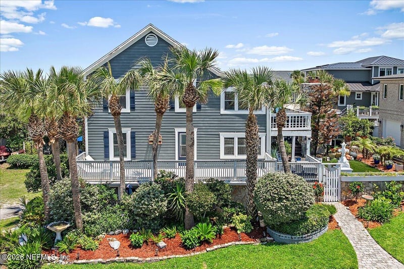 106 Bay St, Neptune Beach, FL 32266