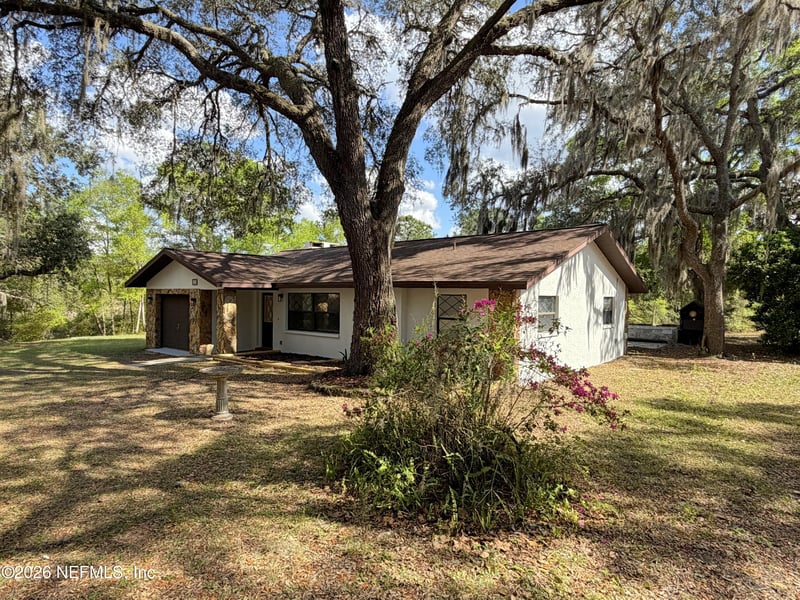 121 Serena Cir, Melrose, FL 32666