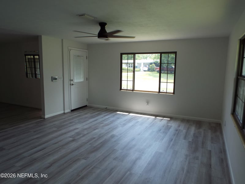 1019 Hillock Dr, Jacksonville, FL 32221