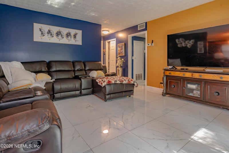 2337 Betsy Dr, Jacksonville, FL 32210