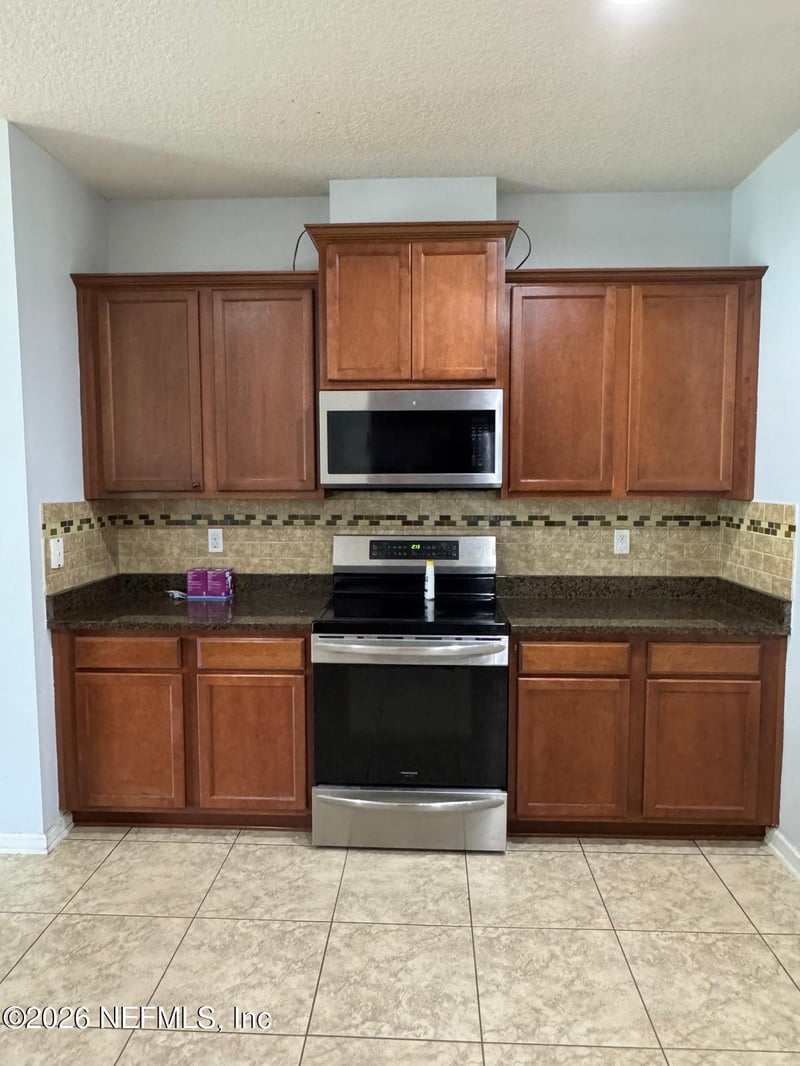 6430 Huntscott Pl, Jacksonville, FL 32258