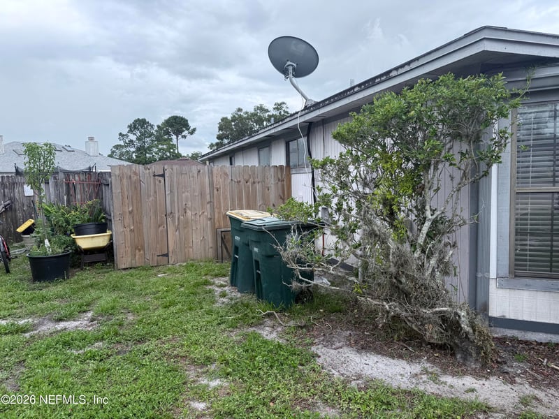 2288 Ironstone Dr, Jacksonville, FL 32246