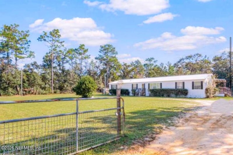 116 Earl Ave, Palatka, FL 32177