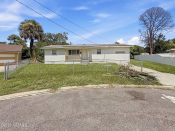 2027 Palmdale Ct, Jacksonville, FL 32208