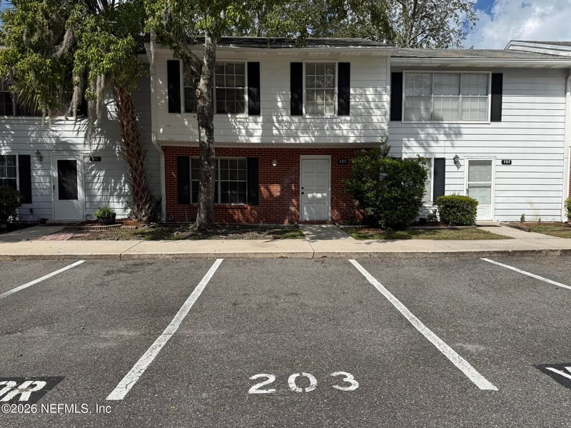 203 Kettering Ct, Orange Park, FL 32073
