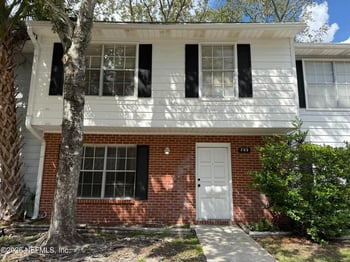 203 Kettering Ct, Orange Park, FL 32073