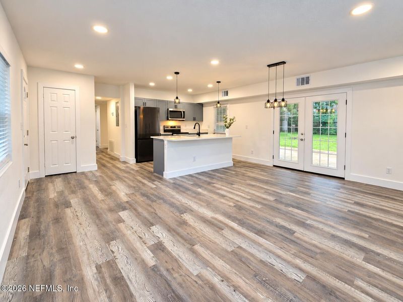 2031 Broward Rd, Jacksonville, FL 32218