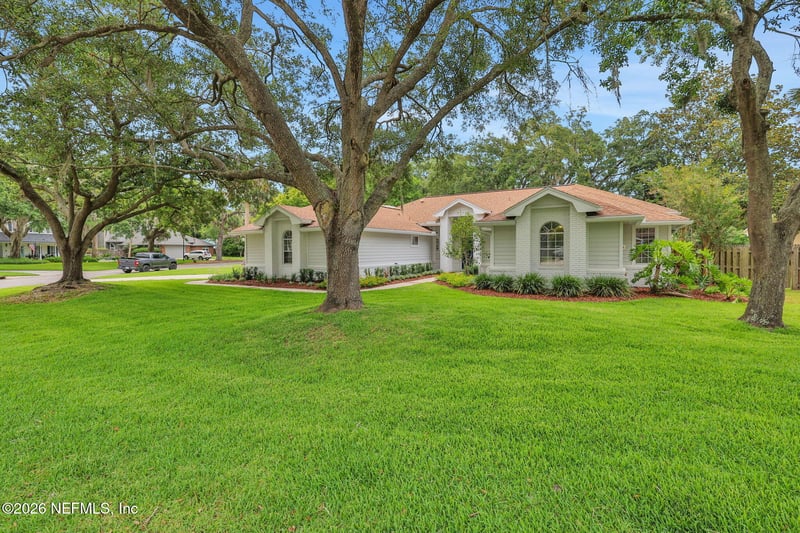 2032 Marye Brant Loop N, Neptune Beach, FL 32266