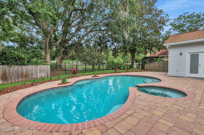 2032 Marye Brant Loop N, Neptune Beach, FL 32266