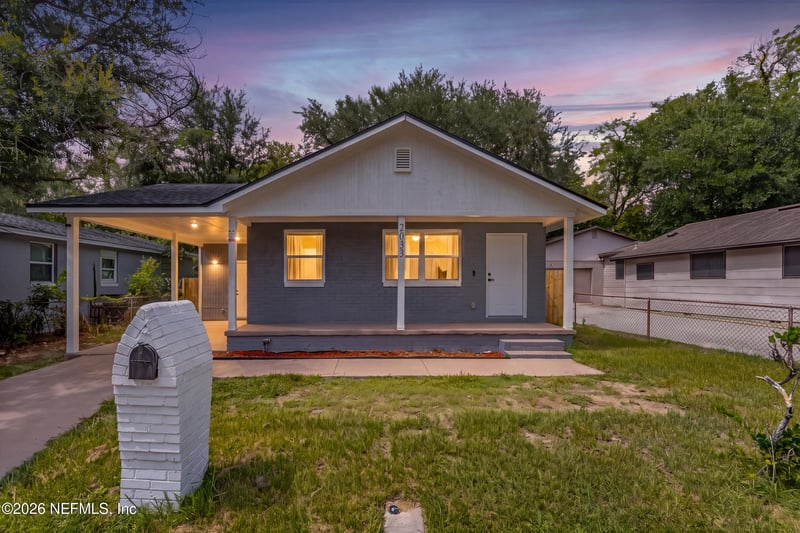 2033 W 13th St, Jacksonville, FL 32209