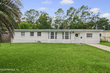 2034 Monteau Dr, Jacksonville, FL 32210