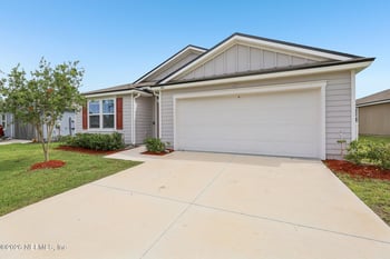 2035 Garrison Way, Green Cove Springs, FL 32043
