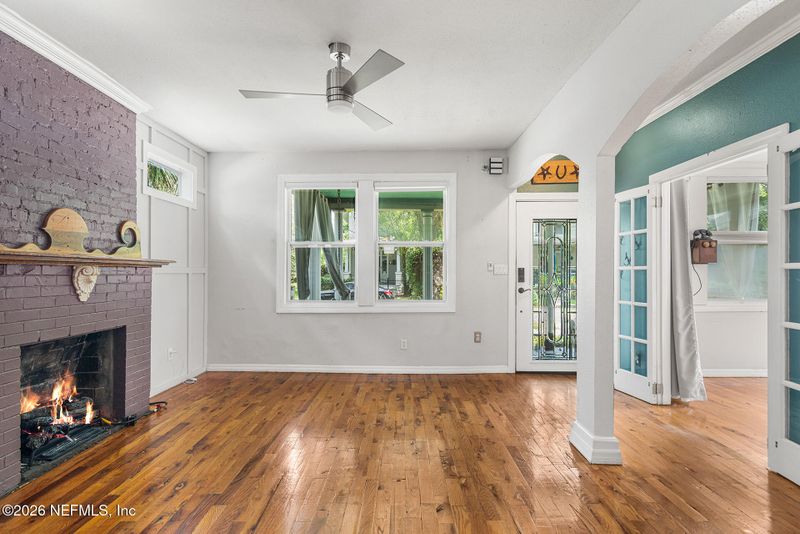2036 Redwing St, Jacksonville, FL 32206