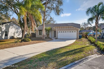 2039 Cypress Landing Dr, Jacksonville, FL 32233