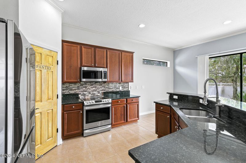 204 Pinewoods St, Ponte Vedra, FL 32081