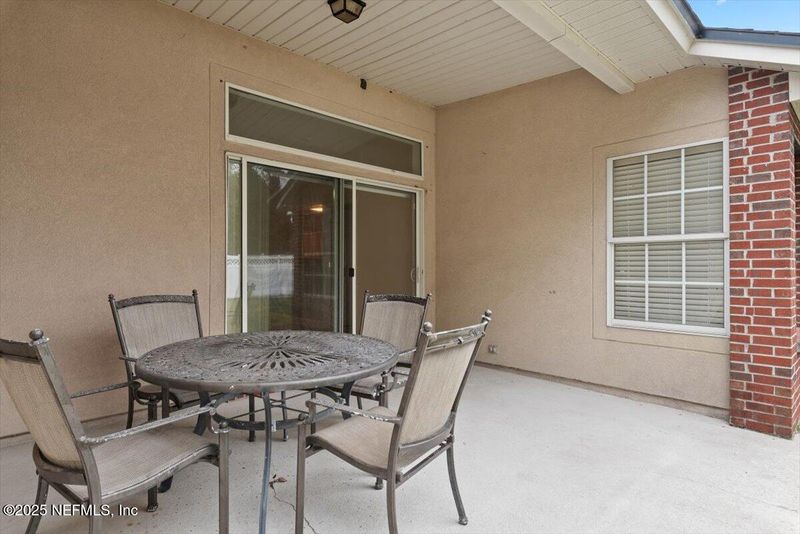 2040 Emerald Green Rd, Jacksonville, FL 32246
