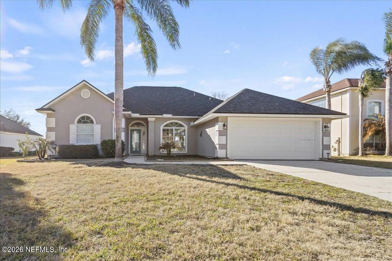 2042 Knottingham Trace Ln, Jacksonville, FL 32246