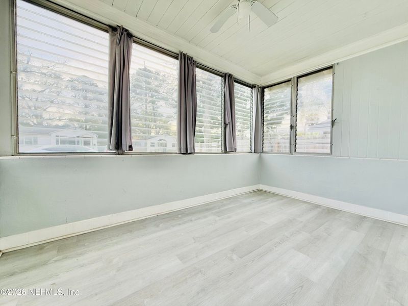 2043 Huntsford Rd, Jacksonville, FL 32207