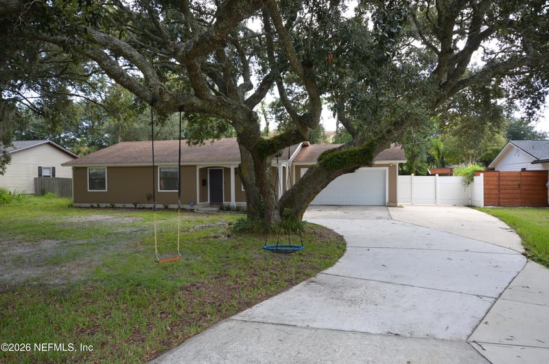 2045 Derringer Rd, Jacksonville, FL 32225