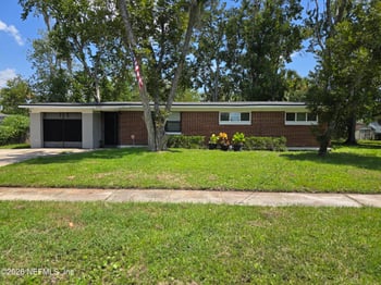 2047 Hugh Edwards Dr, Jacksonville, FL 32210