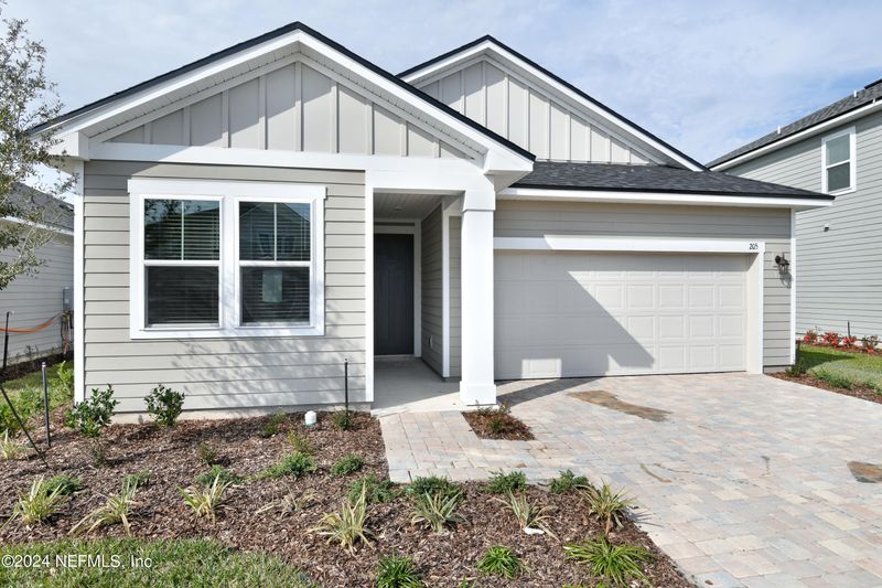 205 Elm Creek Dr, St Augustine, FL 32092