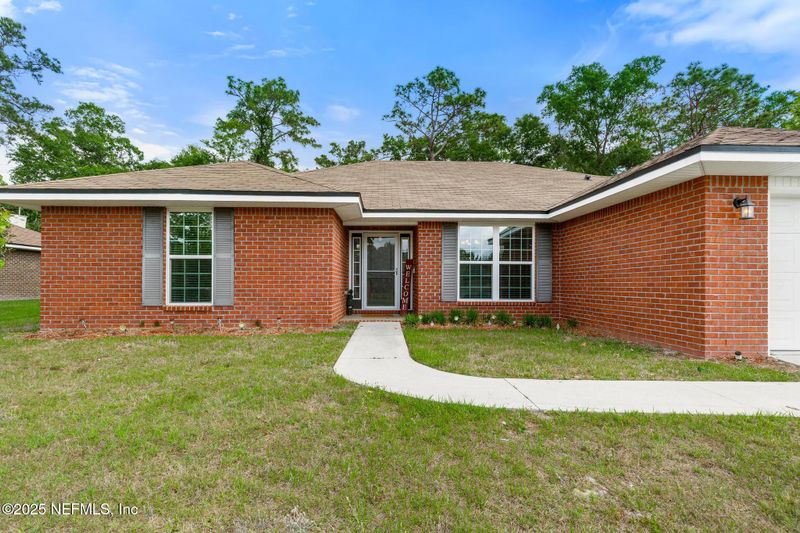 2053 Jomil Ct, Jacksonville, FL 32218