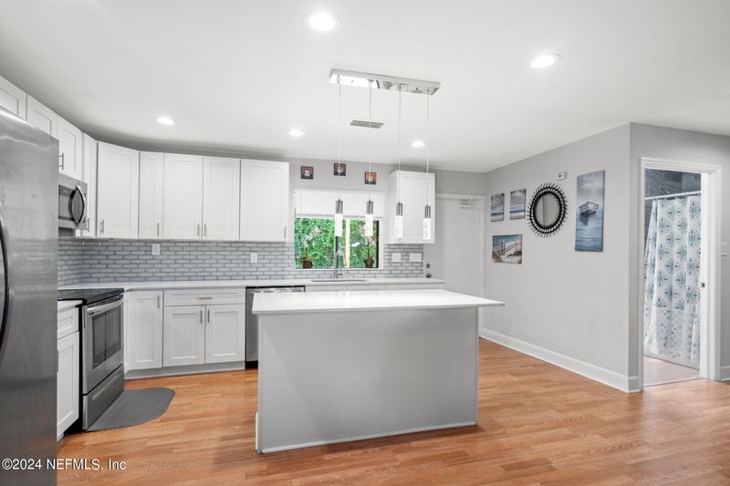 2055 Knowles Rd, Green Cove Springs, FL 32043