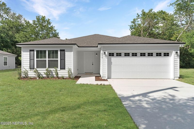 2055 Sessions Ln, Jacksonville, FL 32207