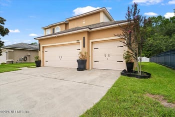 2056 Cherokee Cove Trl, Jacksonville, FL 32221
