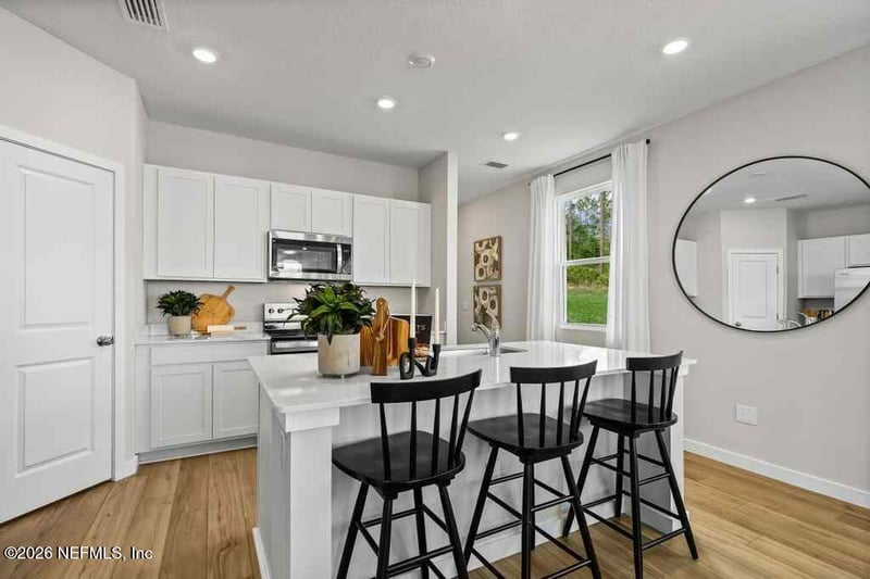 206 Brazil Nut Cir, Jacksonville, FL 32218