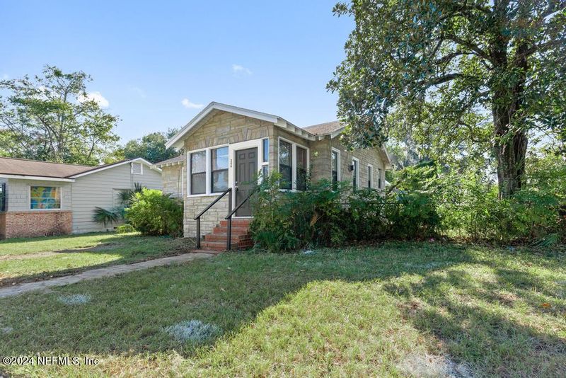 206 E 65th St, Jacksonville, FL 32208
