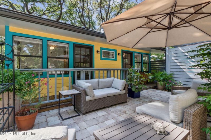 206 S 17th St, Fernandina Beach, FL 32034