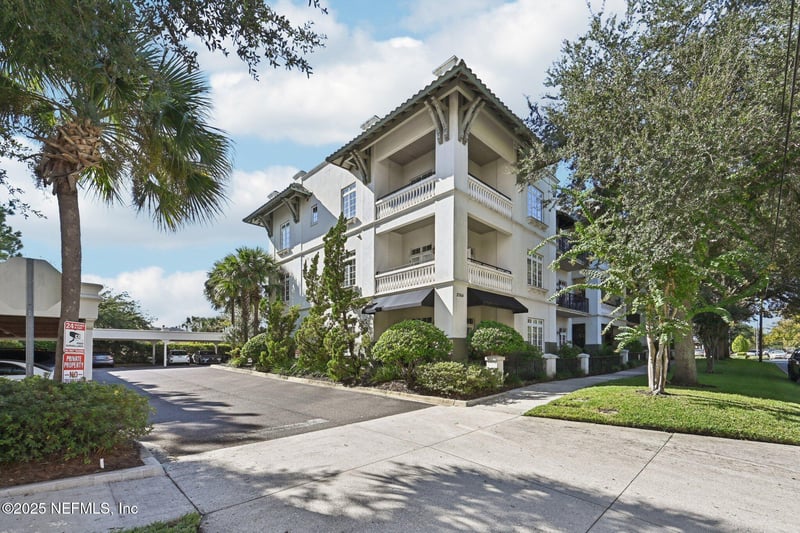 2064 Herschel St #106, Jacksonville, FL 32204
