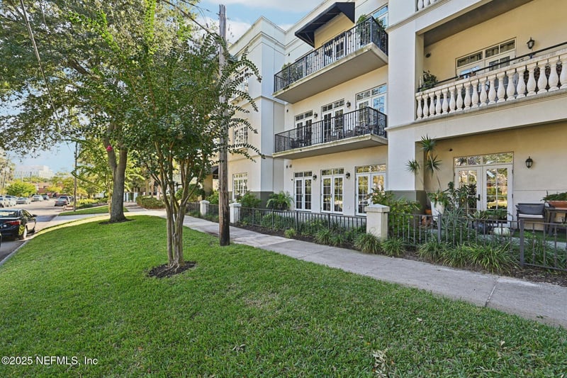 2064 Herschel St #106, Jacksonville, FL 32204