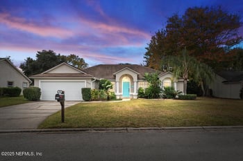 2066 Forest Gate Dr E, Jacksonville, FL 32246