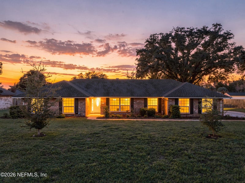 2069 Monmouth Cir, Orange Park, FL 32073