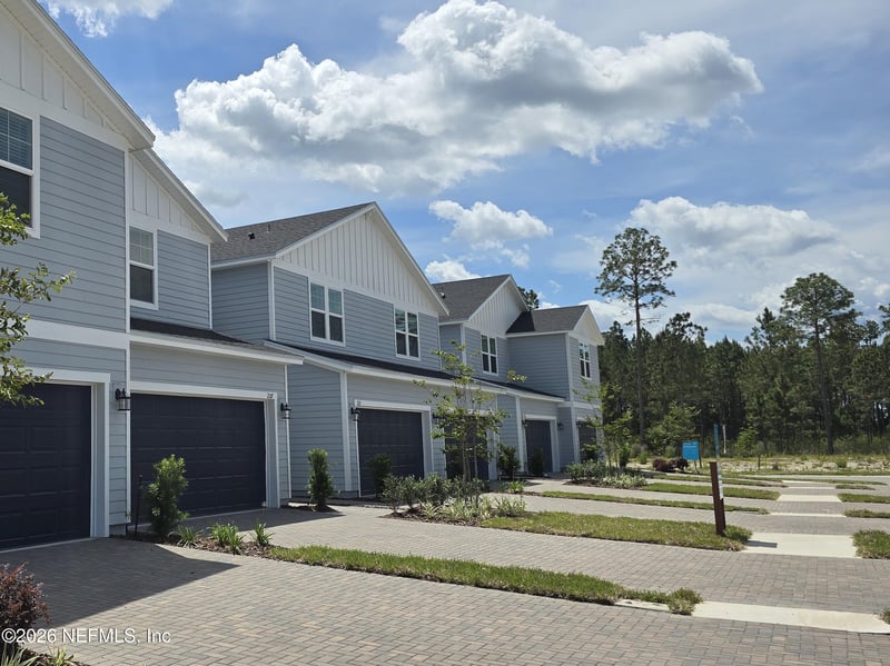 207 Yellowstone Dr, St Augustine, FL 32092