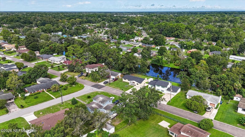 2071 Courtney Dr, Jacksonville, FL 32208