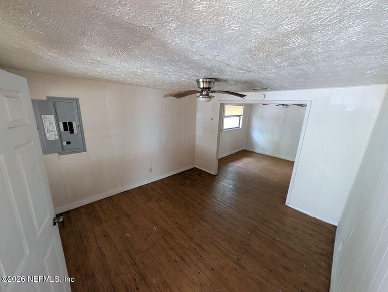 2076 Woodside St, Jacksonville, FL 32209