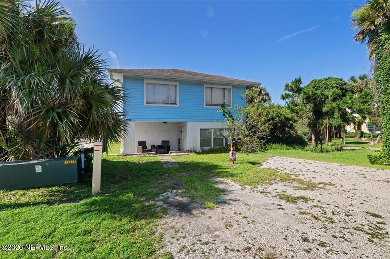 208 13th Ave N, Jacksonville Beach, FL 32250