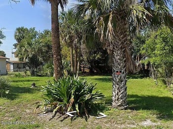 208 9th St S, Jacksonville Beach, FL 32250