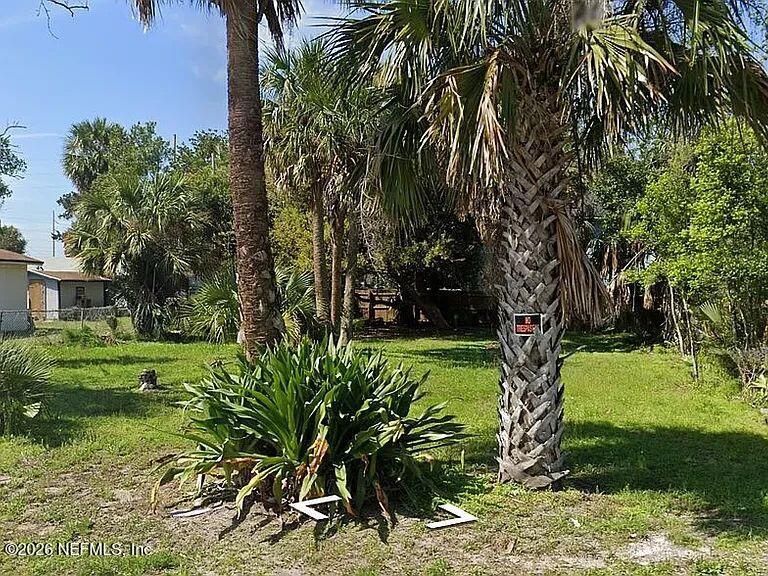 208 9th St S, Jacksonville Beach, FL 32250
