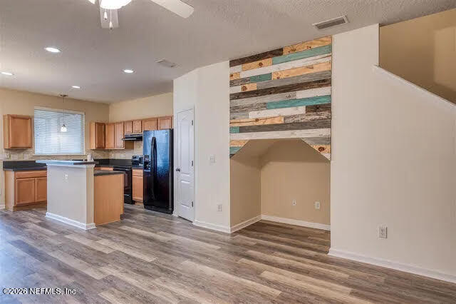 208 E Pisa Pl, St Augustine, FL 32084