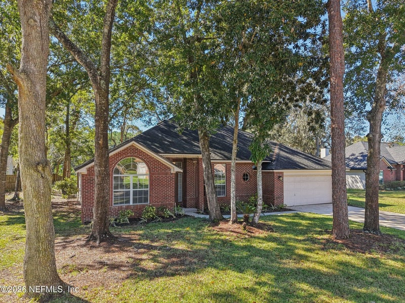 208 Honeysuckle Way, St Johns, FL 32259