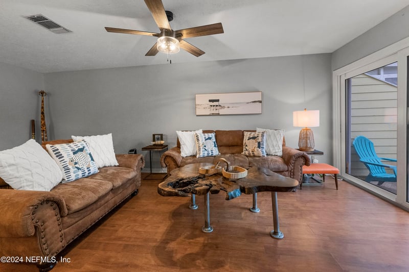 208 Windswept Cir, Neptune Beach, FL 32266