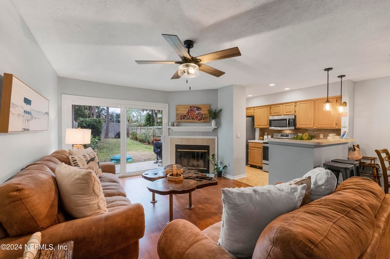 208 Windswept Cir, Neptune Beach, FL 32266
