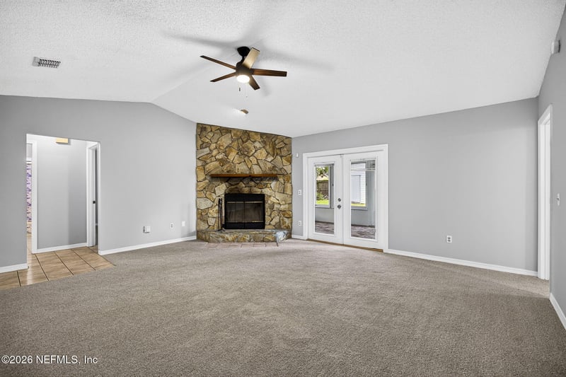 2084 Tickford St, Middleburg, FL 32068