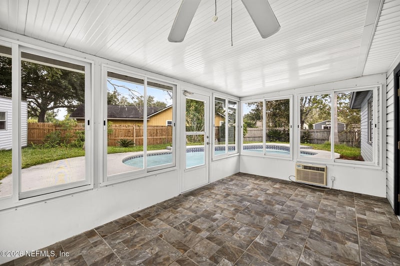 2084 Tickford St, Middleburg, FL 32068
