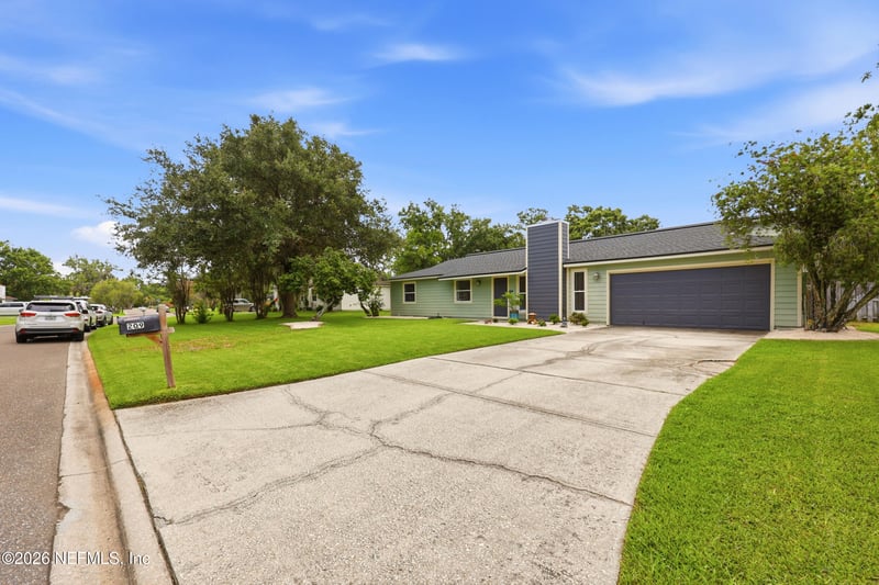 209 Peregrine Ct, Jacksonville, FL 32225