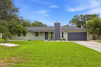 209 Peregrine Ct, Jacksonville, FL 32225